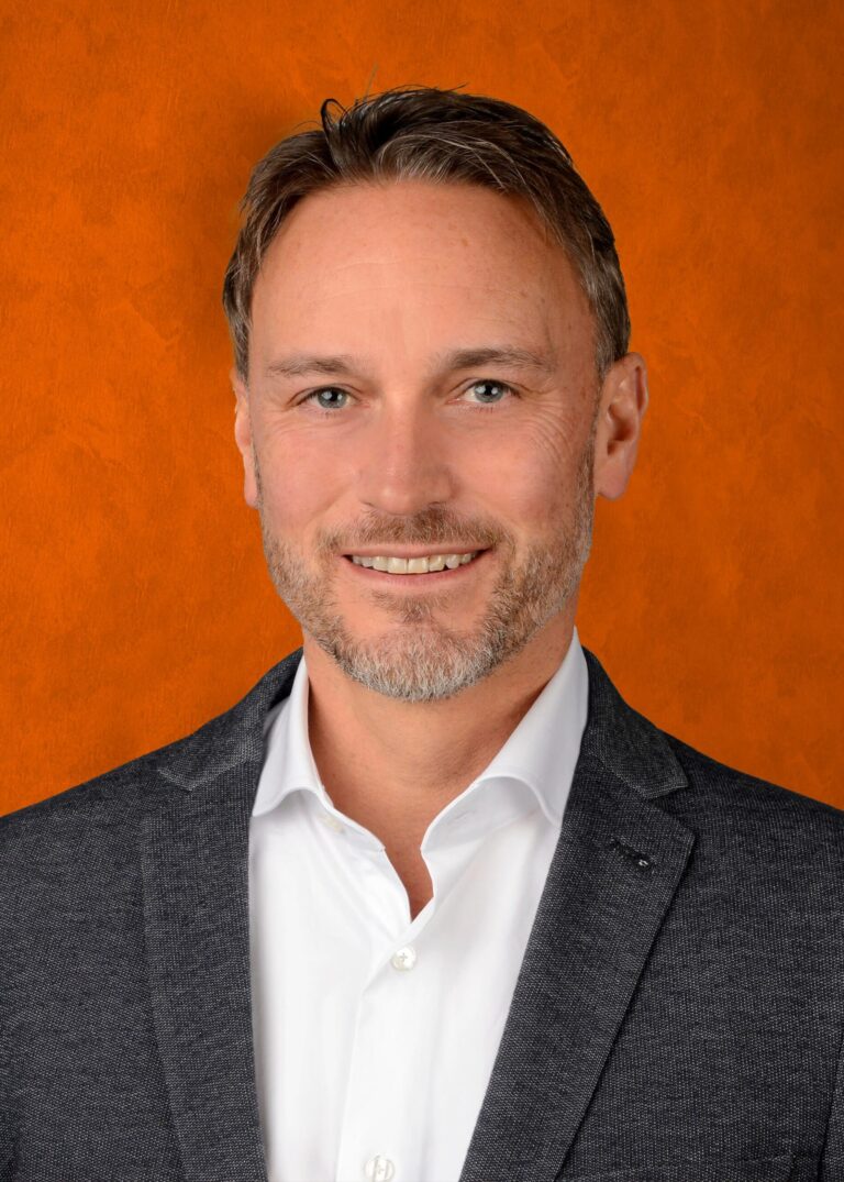 alexandermozer portrait